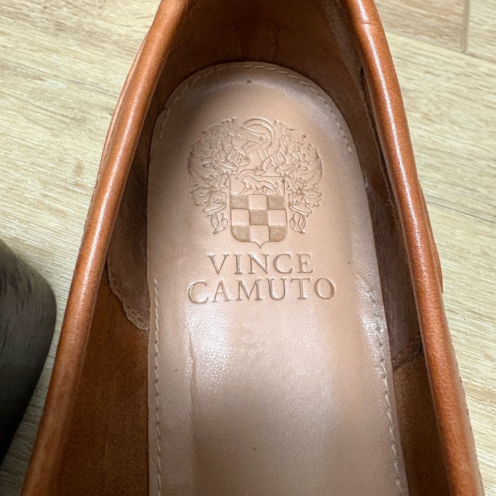 Vince Camuto | Medium Brown Leather Loafers 👞 Sz 8.5, Small Heel, Classic Staple - Picture 11 of 13